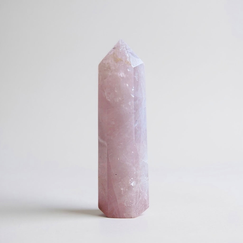 Torre di Quarzo Rosa - chakra del cuore  